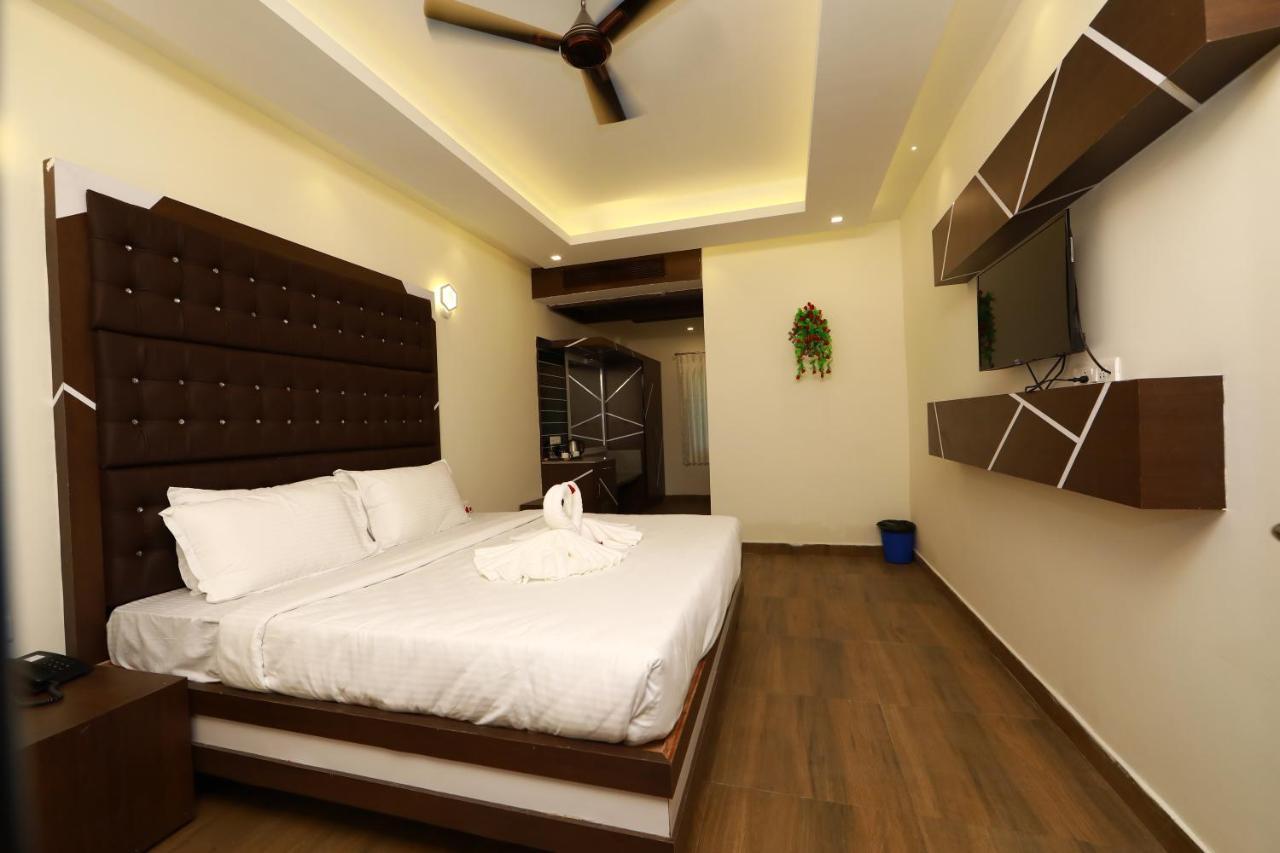 Cs Empire Hotel Lakshmanpur Exterior foto